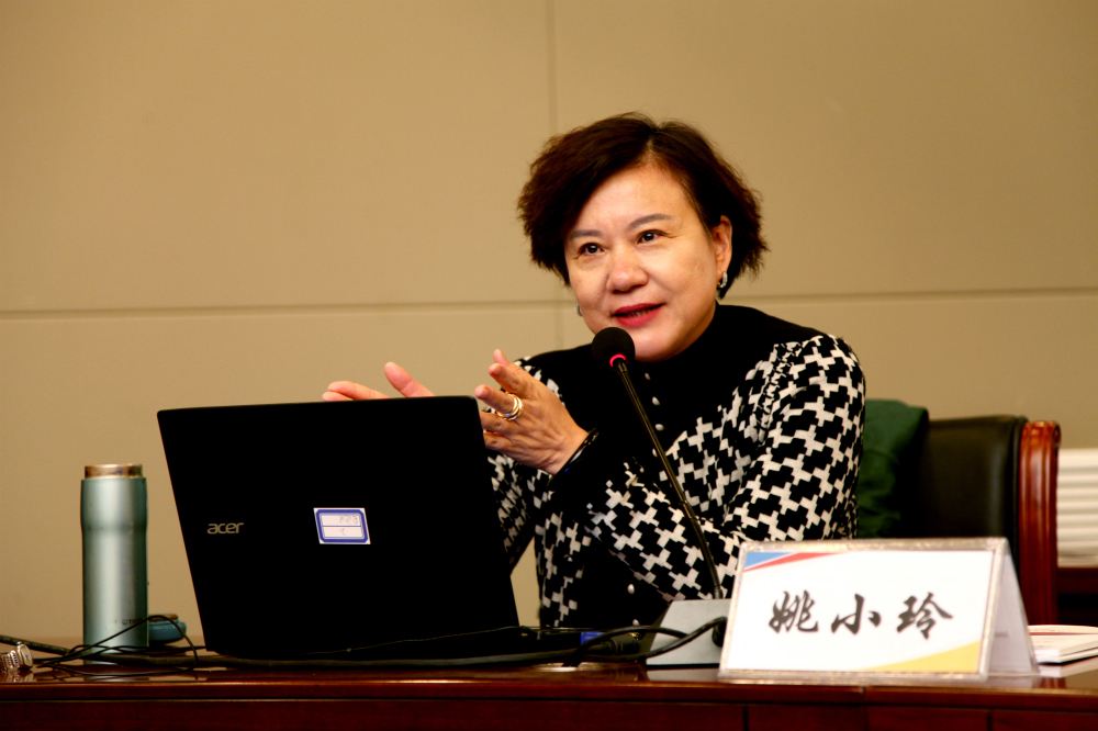 <div style="text-align:center;">
	北京航空航天大学 姚小玲
</div>